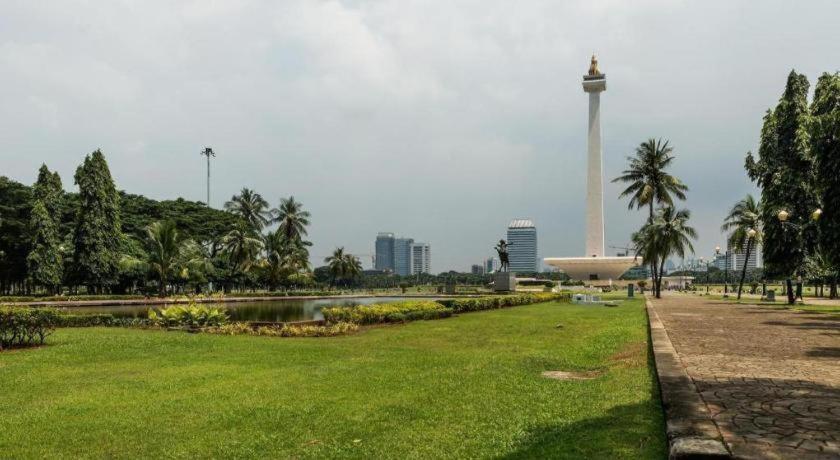 The Grand Palace Resident Jakarta Kültér fotó
